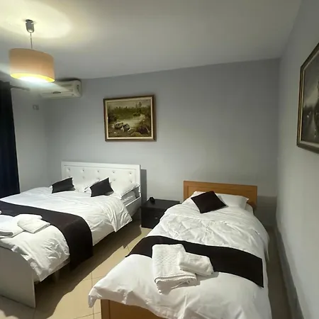 Central Apartments Τίρανα