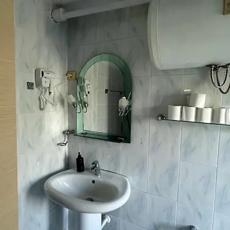 Central Apartments Appartamento Tirana